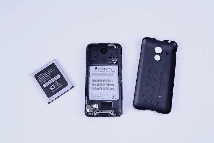 Обзор кнопочного телефона Panasonic KX-TU150