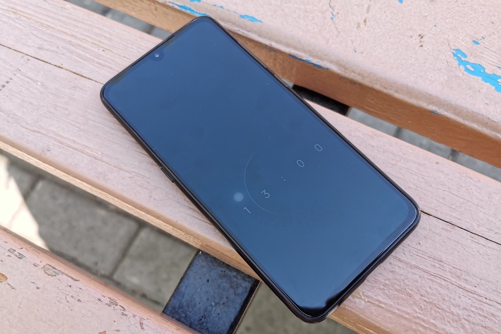 Обзор Xiaomi Mi 9: недорогой флагман