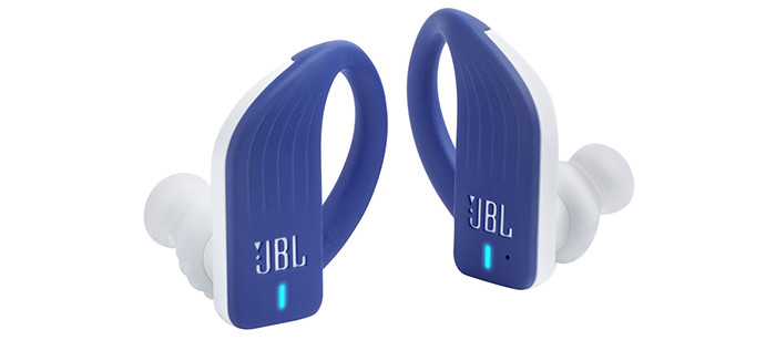 В России начались продажи спортивных TWS-наушников JBL Endurance Peak с защитой от воды