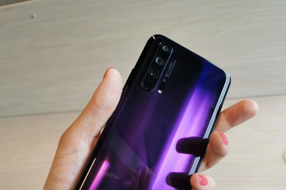 Первый взгляд на линейку Honor 20: грядут перемены