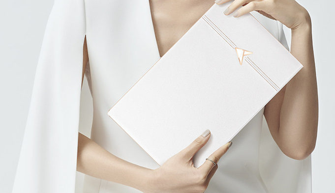 87107ASUS отметила юбилей спецверсией смартфона Zenfone 6 с аккумулятором на 5000 мАч и кожаным ноутбуком