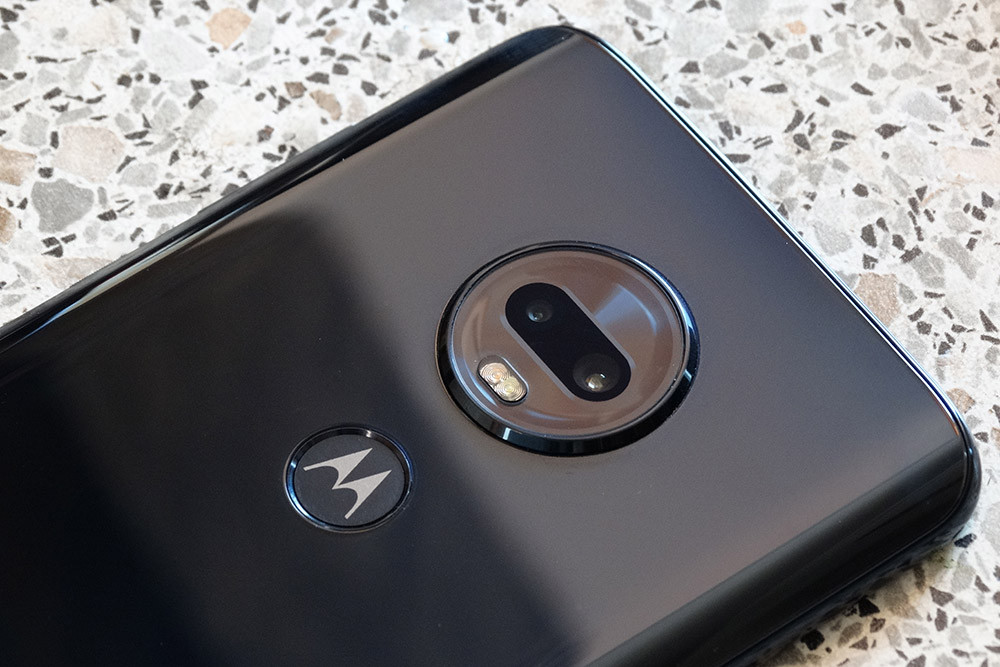 Обзор смартфона Moto G7 Plus