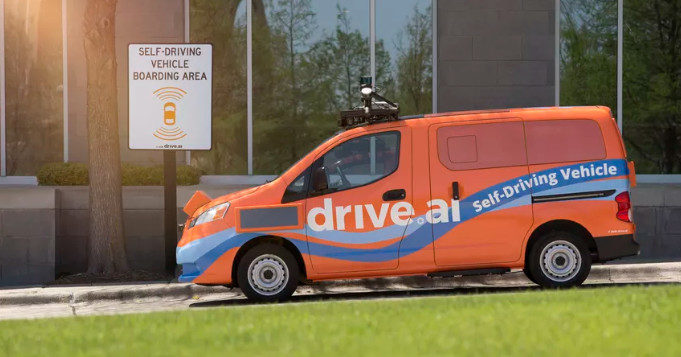 89475Apple спасла разработчика беспилотных авто и завладела его технологиями