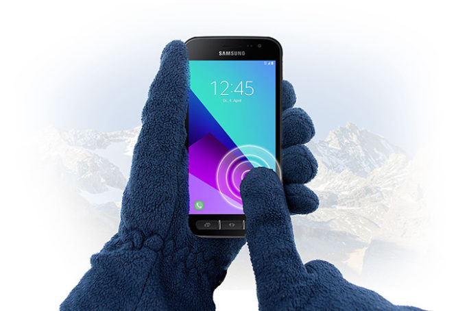 88161Samsung выпустила компактный смартфон Xcover 4s с защитой от воды, пыли и ударов