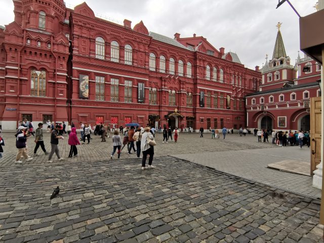 Обзор Honor 20 Pro: мощный камерофон, который хотел стать максимально бюджетным фото