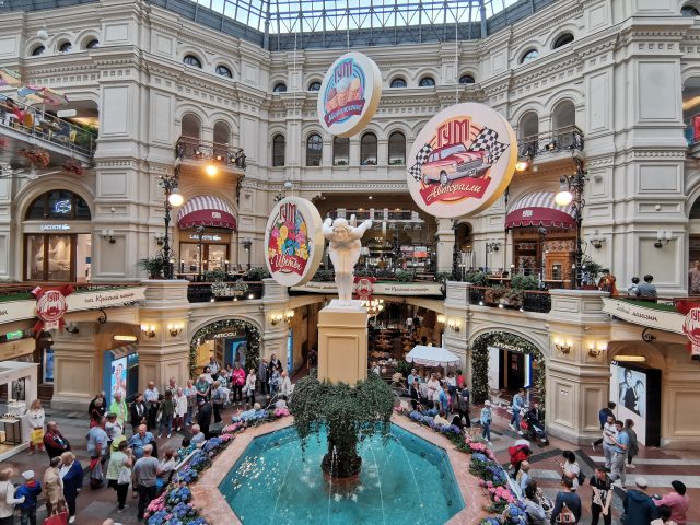 Обзор Honor 20 Pro: мощный камерофон, который хотел стать максимально бюджетным фото