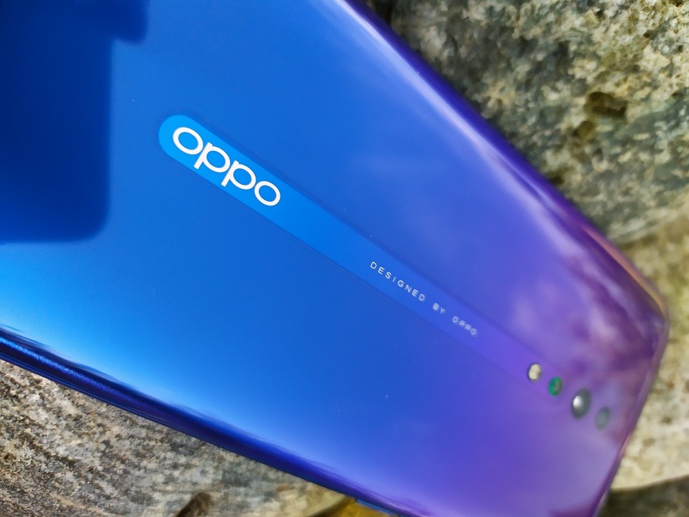 Обзор смартфона Oppo Reno Z: практичный стиляга из среднего класса фото