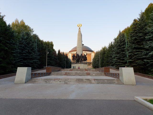 Обзор Samsung Galaxy Note 10 Plus: смартфон с отличной камерой, идеальными изгибами и скрытыми недостатками фото