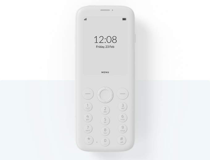 Создатель «Ведьмака» собирается выпустить свой «телефон мечты». Это кнопочный телефон с LTE и мощным аккумулятором картинка Создатель «Ведьмака» придумал крайне необычный кнопочный телефон с LTE и мощным аккумулятором