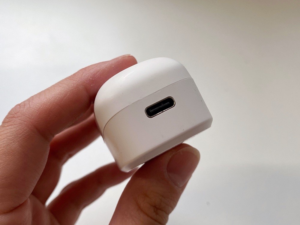 Обзор наушников Elari EarDrops: что могут TWS-наушники за 4 тысячи рублей фото