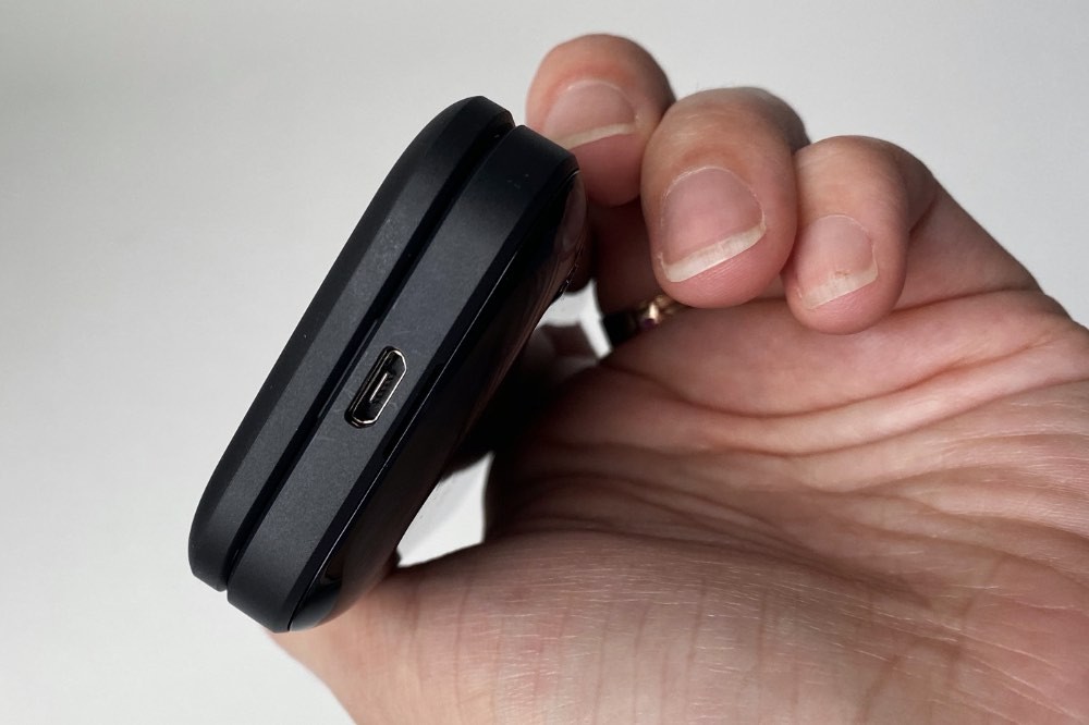 Обзор кнопочного телефона Nokia 2720 Flip: классическая «раскладушка» с функциями смартфона фото