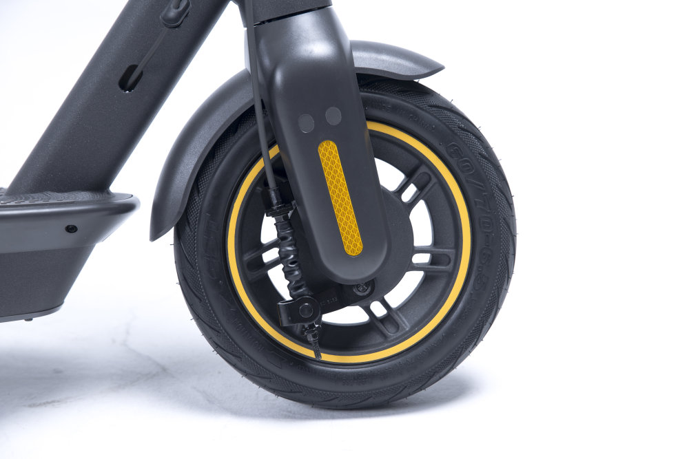 В Россию приехал самый быстрый самокат Ninebot KickScooter MAX G30P