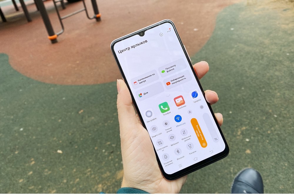 Обзор Vivo V17: яркий смартфон с отличной камерой и другими сюрпризами фото