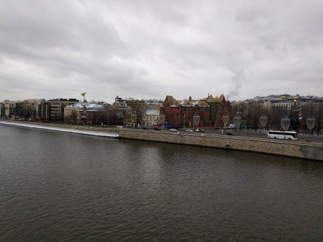 Обзор Vivo V17: яркий смартфон с отличной камерой и другими сюрпризами фото