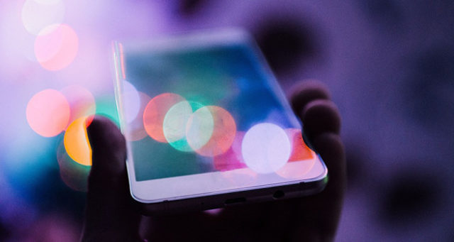 Главные премьеры-2019: лучшие смартфоны, необычные ноутбуки и суперпродвинутые кнопочные телефоны фото