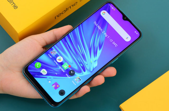 91984Премьера: Китайский смартфон ценой менее 7 тысяч рублей получил огромный экран и батарею на 5000 мАч