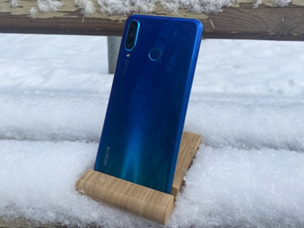 Как выбрать смартфон? 7 вещей, о которых вас «забудут» предупредить в магазине картинка Как выбрать смартфон? 7 вещей, о которых вас «забудут» предупредить в магазине фото