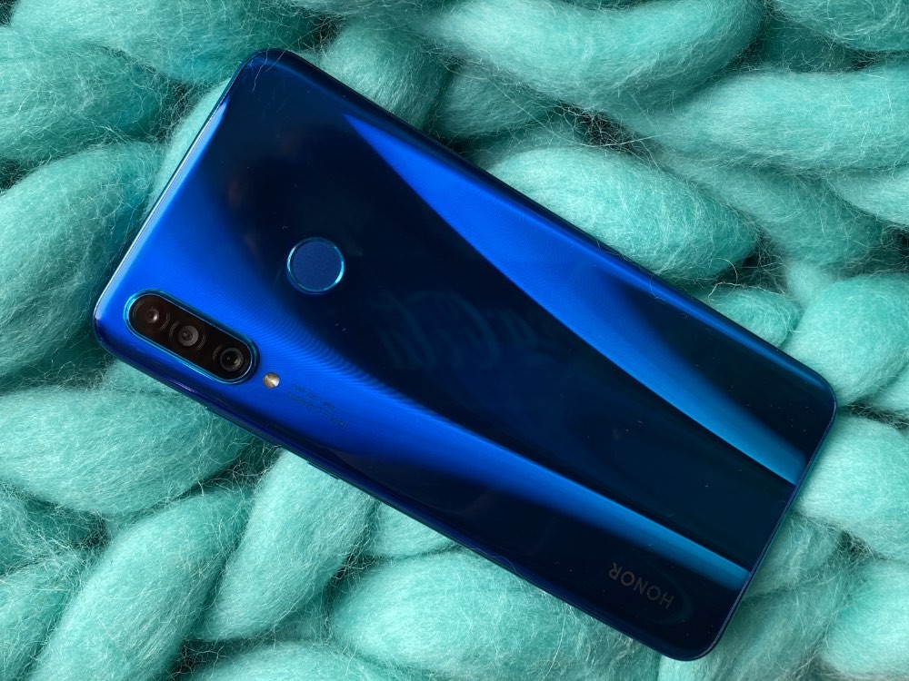 Как выбрать смартфон? 7 вещей, о которых вас «забудут» предупредить в магазине картинка Как выбрать смартфон? 7 вещей, о которых вас «забудут» предупредить в магазине фото