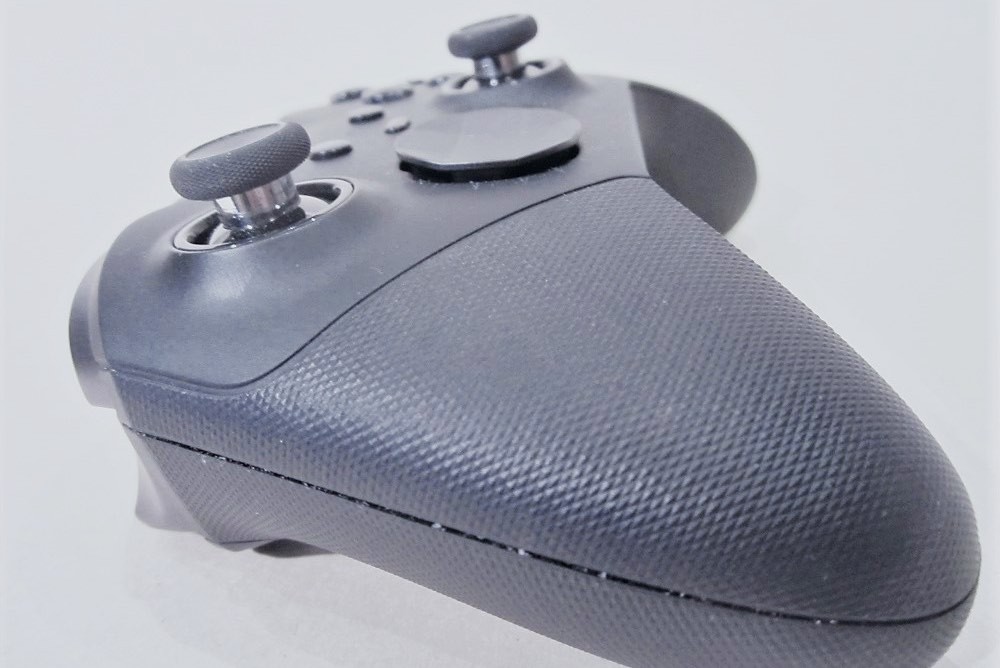 Обзор Xbox Controller Elite Series 2: Новая версия самого дорогого геймпада от Microsoft фото