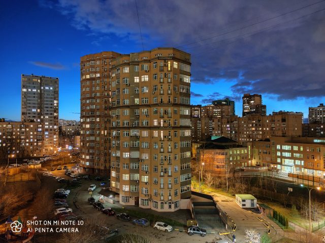 Какой смартфон снимает лучше: сравниваем Samsung Galaxy S20 Ultra с Huawei P30 Pro и Mi Note 10 фото