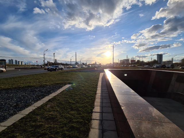 Какой смартфон снимает лучше: сравниваем Samsung Galaxy S20 Ultra с Huawei P30 Pro и Mi Note 10 фото