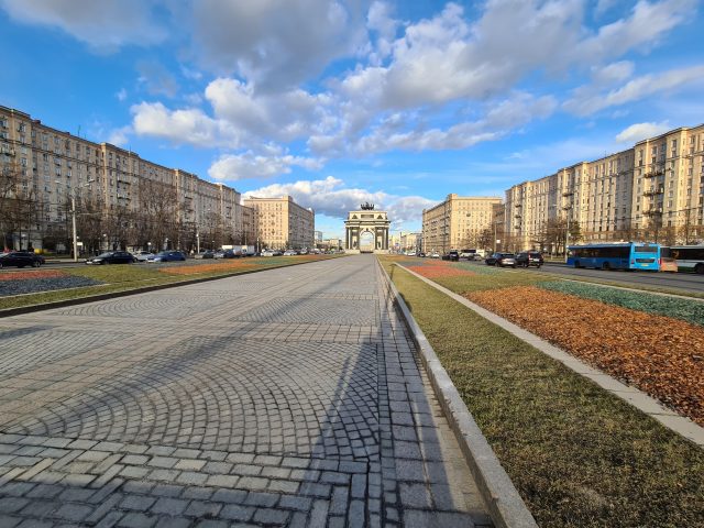 Какой смартфон снимает лучше: сравниваем Samsung Galaxy S20 Ultra с Huawei P30 Pro и Mi Note 10 фото