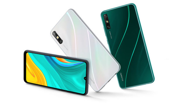 62290Премьера: Huawei выпустила смартфон за 10 тысяч рублей с кучей памяти и аккумулятором на 5000 мАч