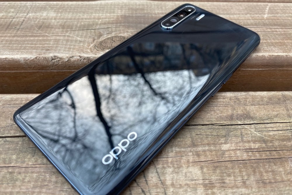 Обзор Oppo Reno3: еще одна альтернатива самым популярным смартфонам этого года