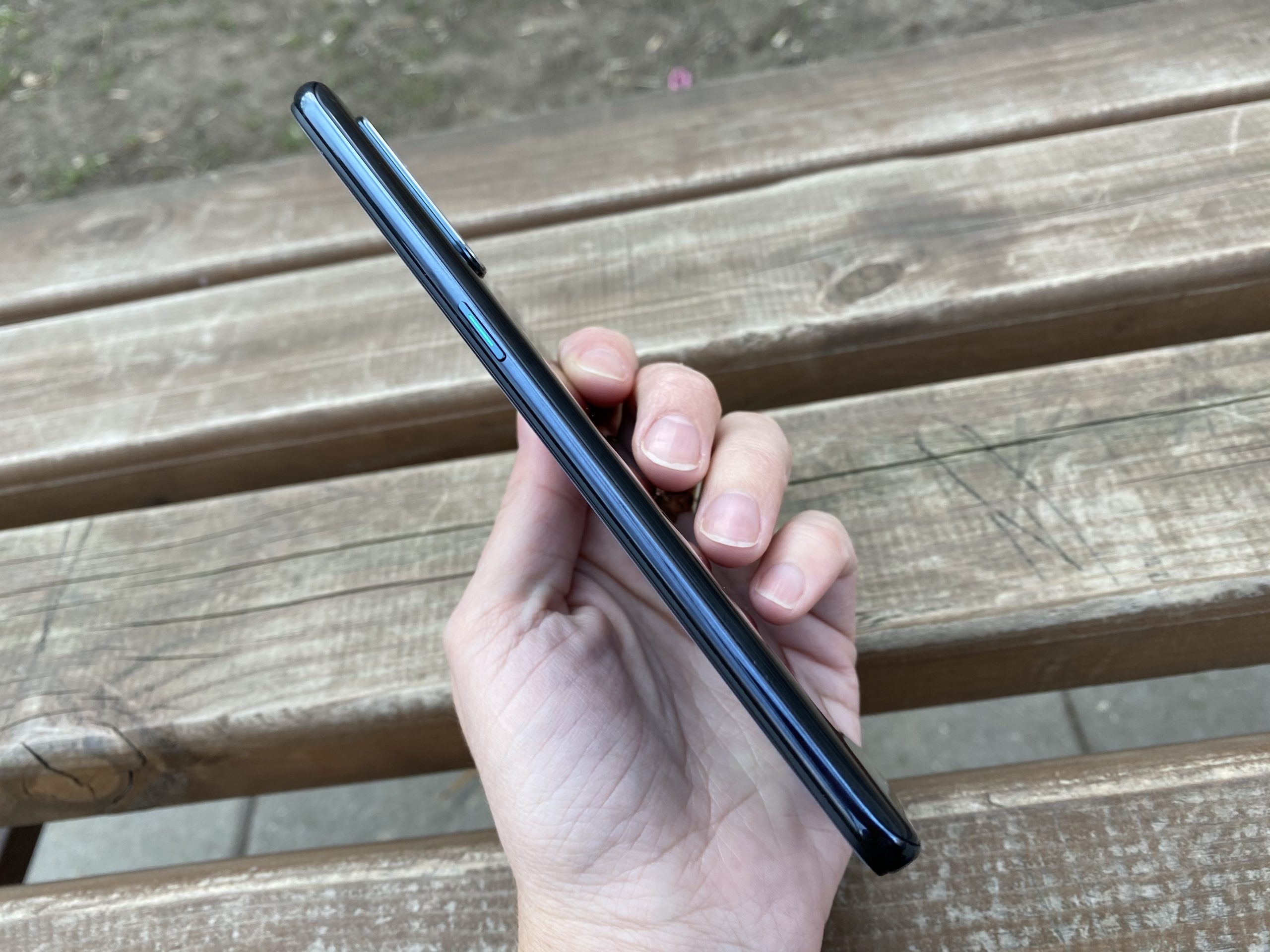 Обзор Oppo Reno3: еще одна альтернатива самым популярным смартфонам этого года фото