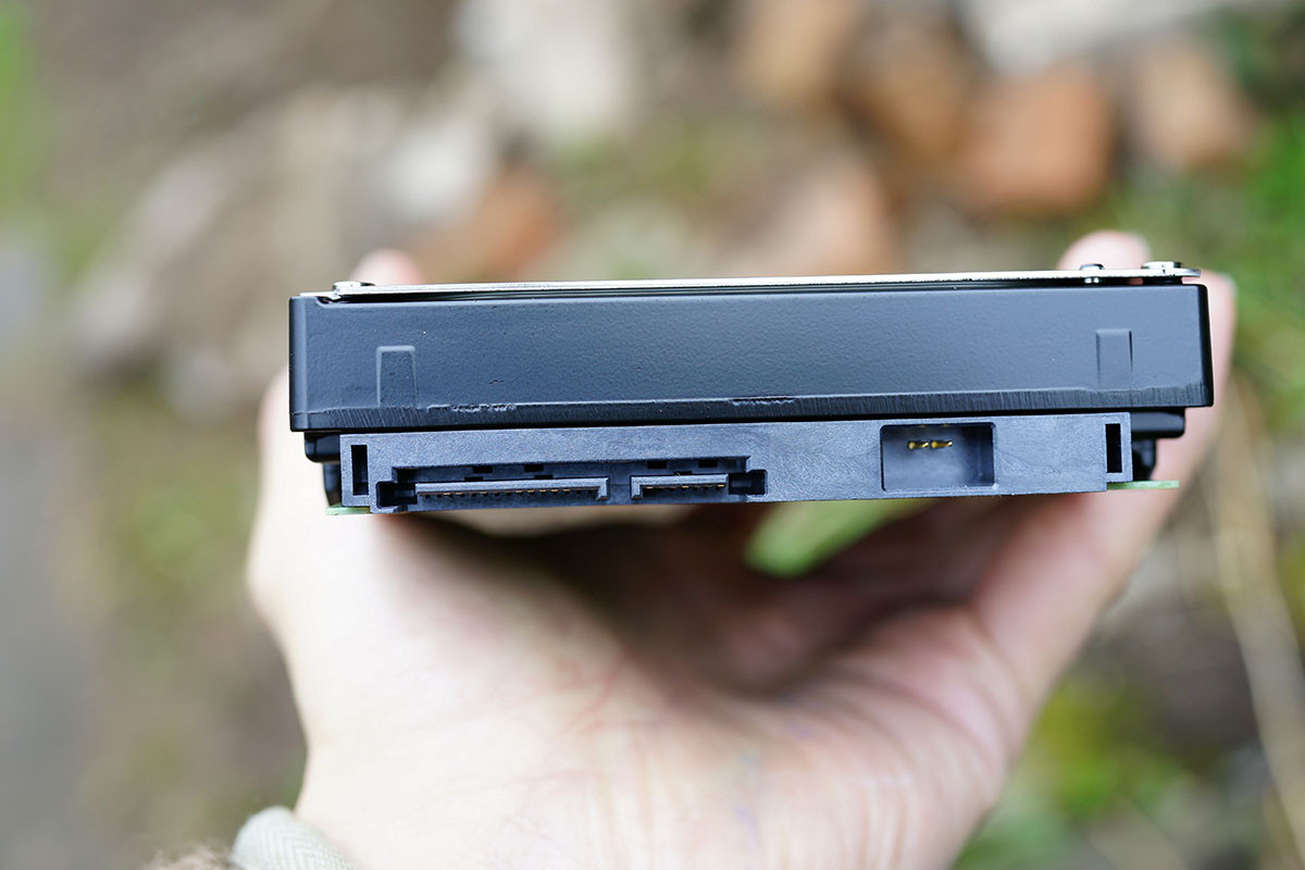 Обзор жесткого диска WD Gold 10Tb WD102KRYZ: надежность корпоративного класса