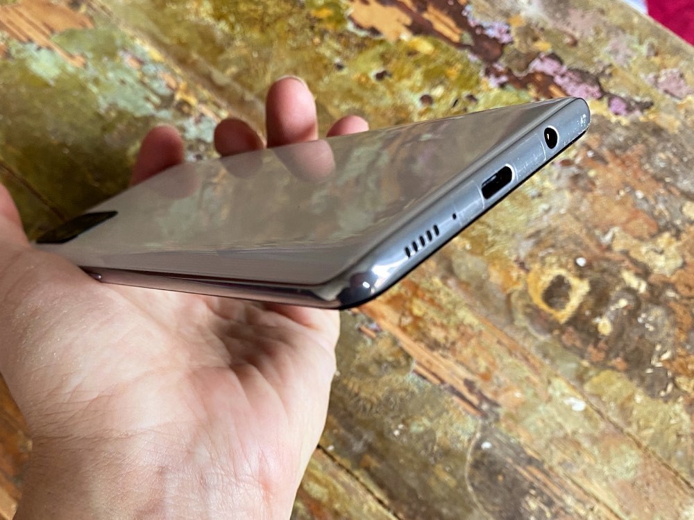 На что жалуетесь: 7 главных недостатков смартфона Samsung A51 по отзывам его владельцев