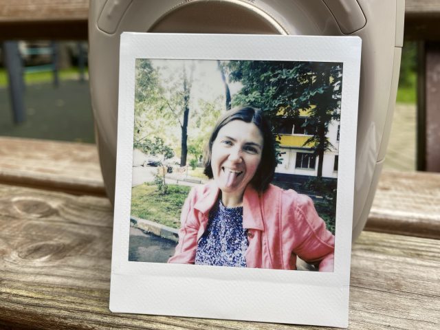 Теплый ламповый обзор фотоаппаратов мгновенной печати Fujifilm Instax: эмоция в подарок за 12 секунд фото