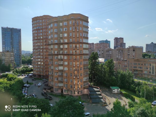 Какой смартфон снимает лучше: сравнение камер трех популярных смартфонов с камерами 64 мп фото