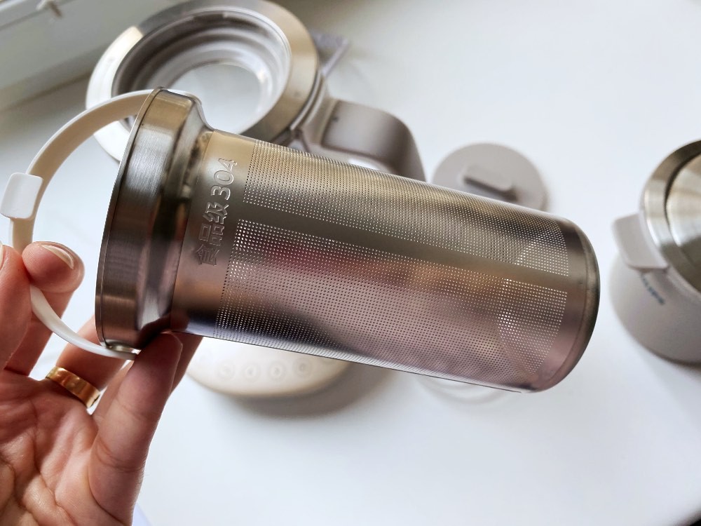 Вкусный обзор чайника Philips HD9450/81, в котором можно приготовить и чай, и суп, и яичницу