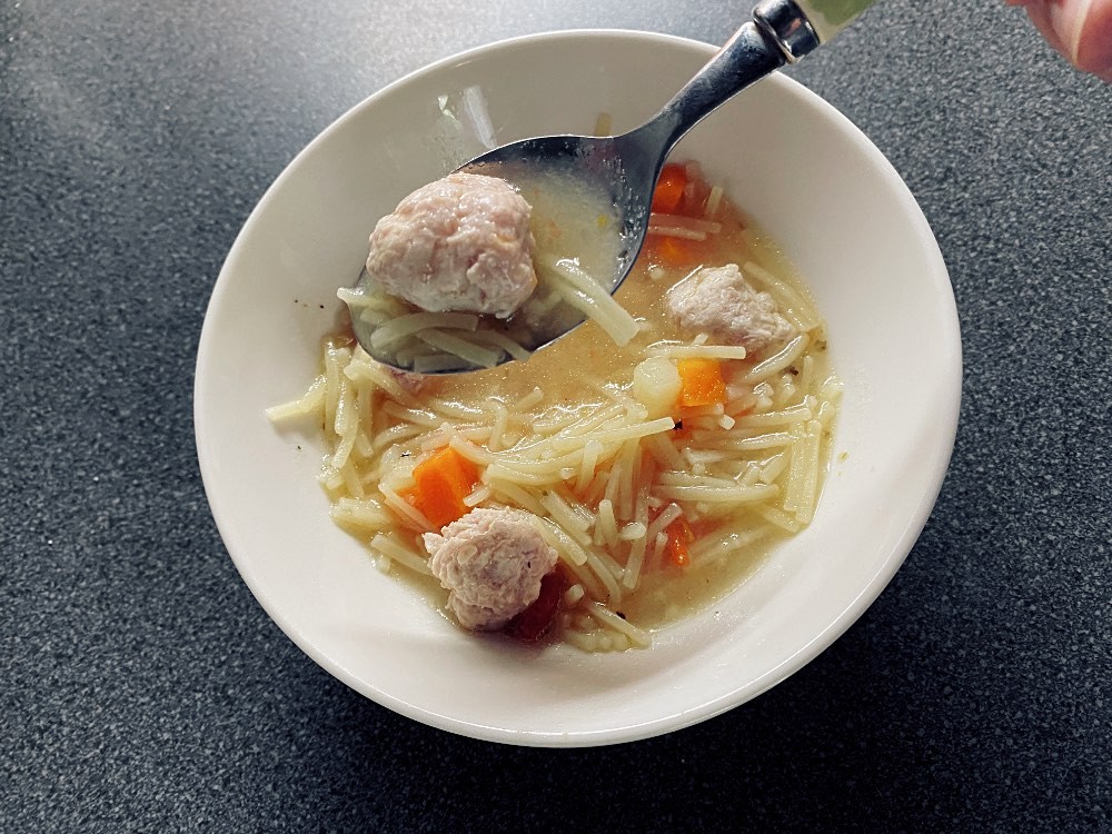 Вкусный обзор чайника Philips HD9450/81, в котором можно приготовить и чай, и суп, и яичницу