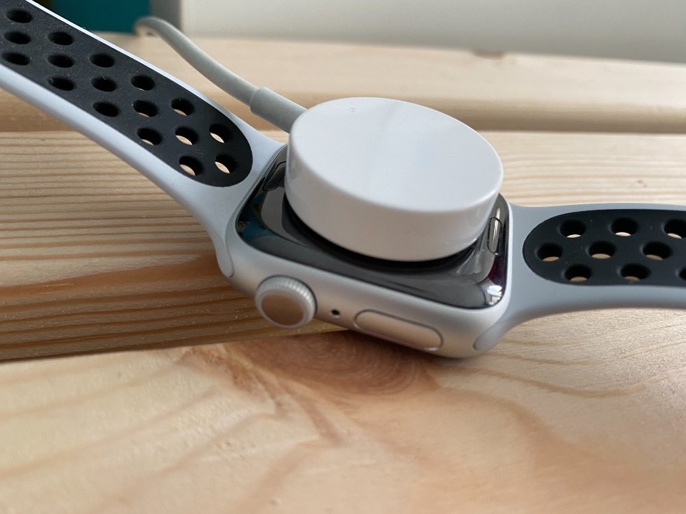 Обзор Apple Watch Nike Series 6: умные часы с датчиком кислорода крови фото