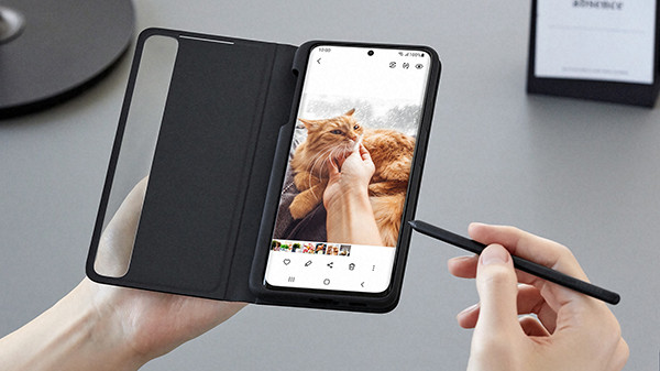 Samsung представила Galaxy S21, Galaxy S21 Plus и Galaxy S21 Ultra с супер-экранами и без зарядок в комплекте