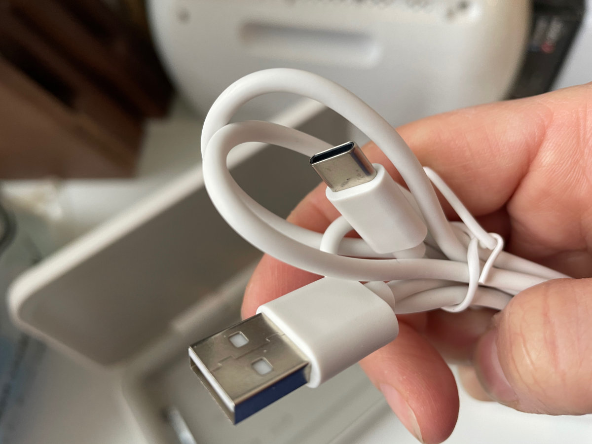 Обзор УФ-стерилизатора Samsung: как он работает и может ли защитить от коронавируса фото