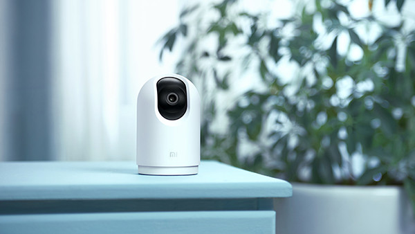 Xiaomi привезла в Россию компактный вакуумный пылесос и камеру наблюдения с записью в 2K