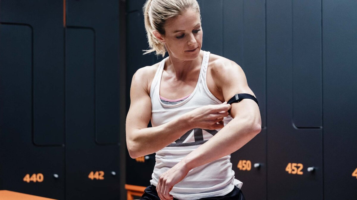 Как купить хорошие умные часы и не потратить на них больше 5000 рублей фото