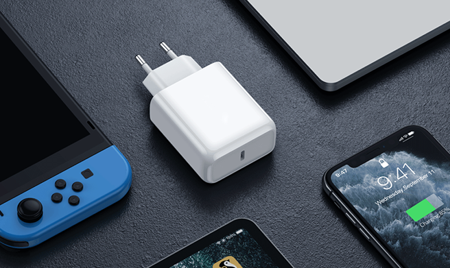 Как выбрать и где купить качественное зарядное устройство для iPhone и Android-смартфона