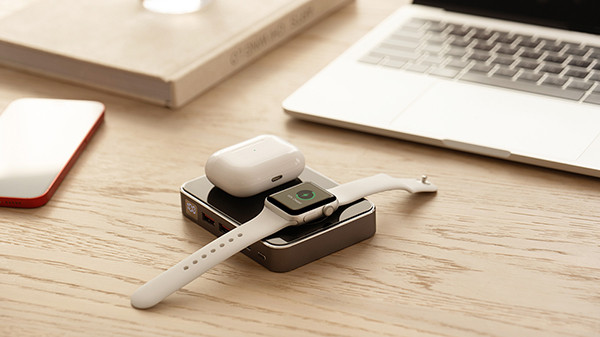 Perstigio представляет графеновые внешние батареи с огромным сроком службы и беспроводной зарядкой