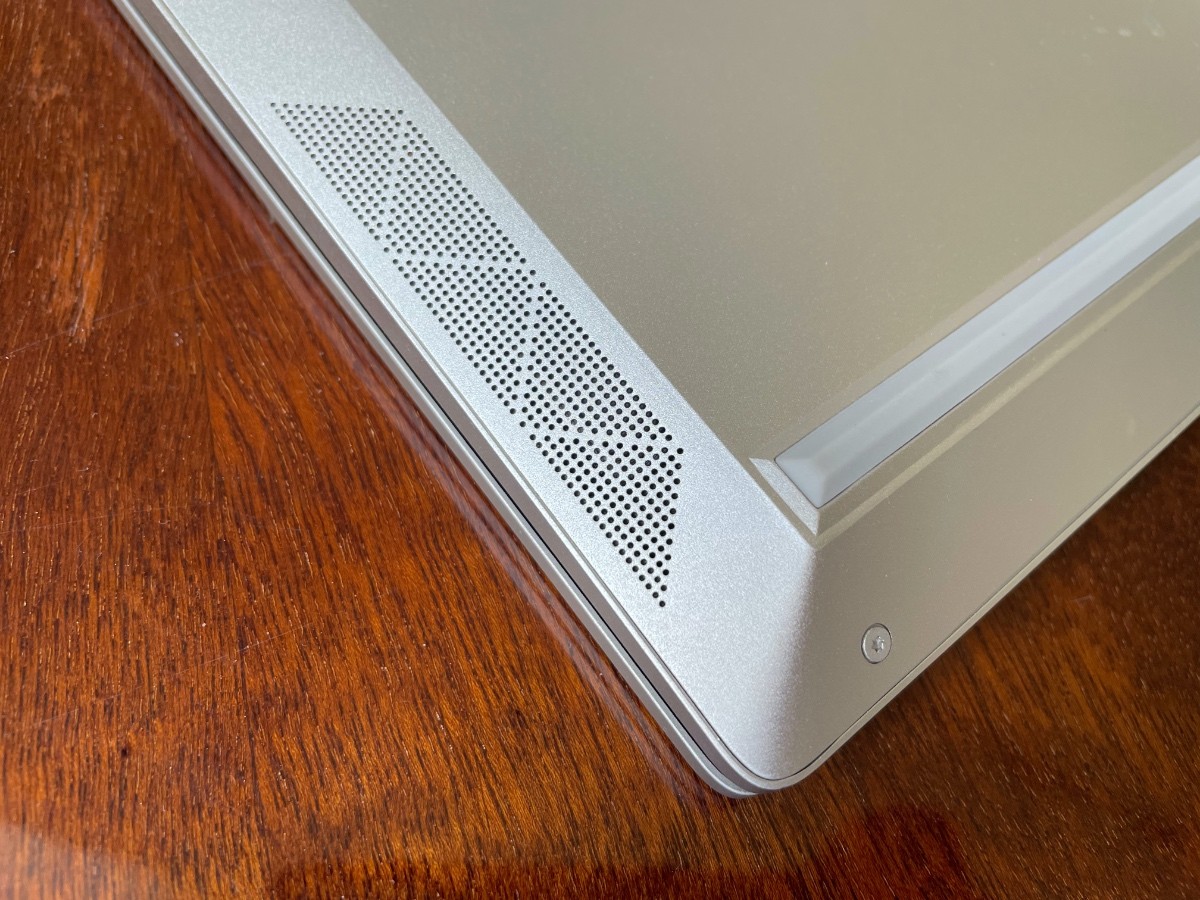 Обзор HP ENVY 15-ep0041ur: красивый ноутбук для тех, кому надо помощнее фото