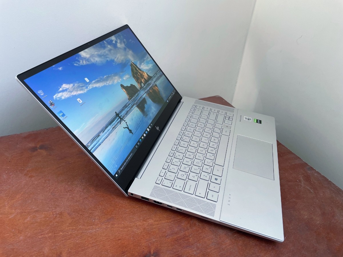 Обзор HP ENVY 15-ep0041ur: красивый ноутбук для тех, кому надо помощнее фото