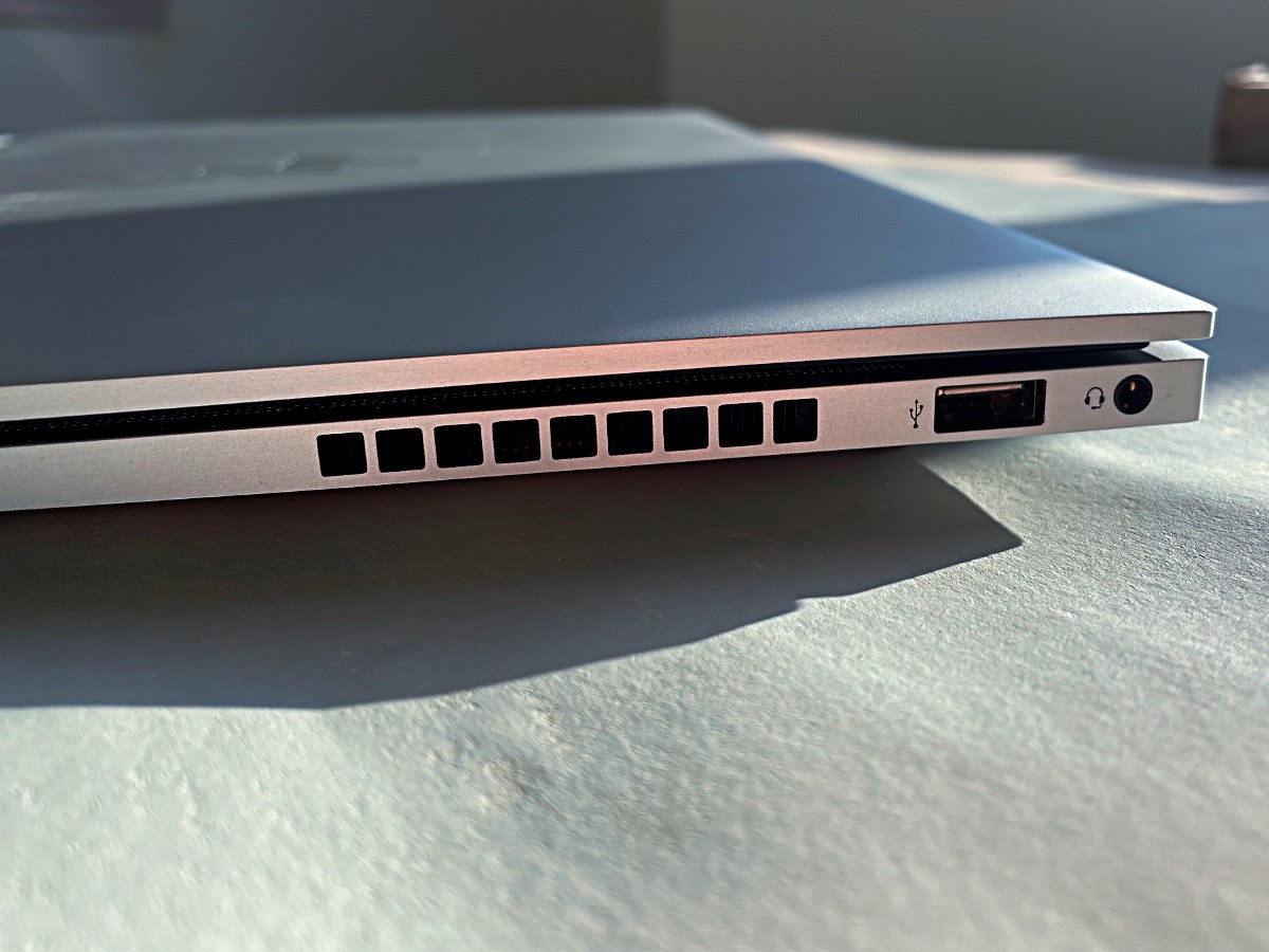 Обзор HP ENVY 15-ep0041ur: красивый ноутбук для тех, кому надо помощнее фото