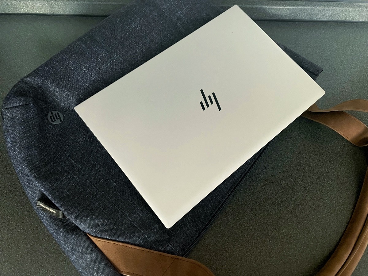 Обзор HP EliteBook 845 G7: легкий и быстрый ультрабук для тех, кто много перемещается фото