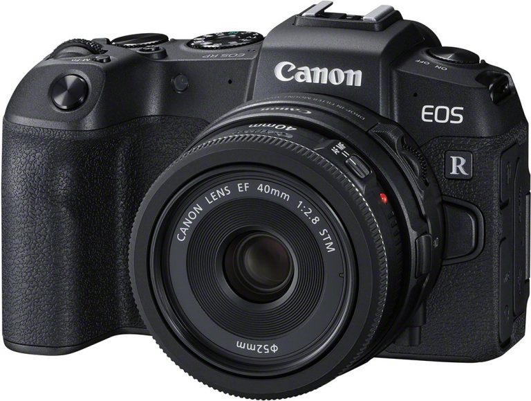 81902Canon выпустила EOS RP — недорогую полнокадровую беззеркальную камеру со сменными объективами