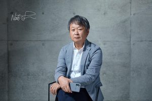 В РФ приехал смартфон, созданный при участии известного японского дизайнера