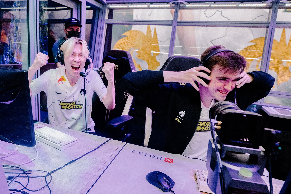 Это наша игра! Российская команда - чемпион мира в игре Dota 2! фото