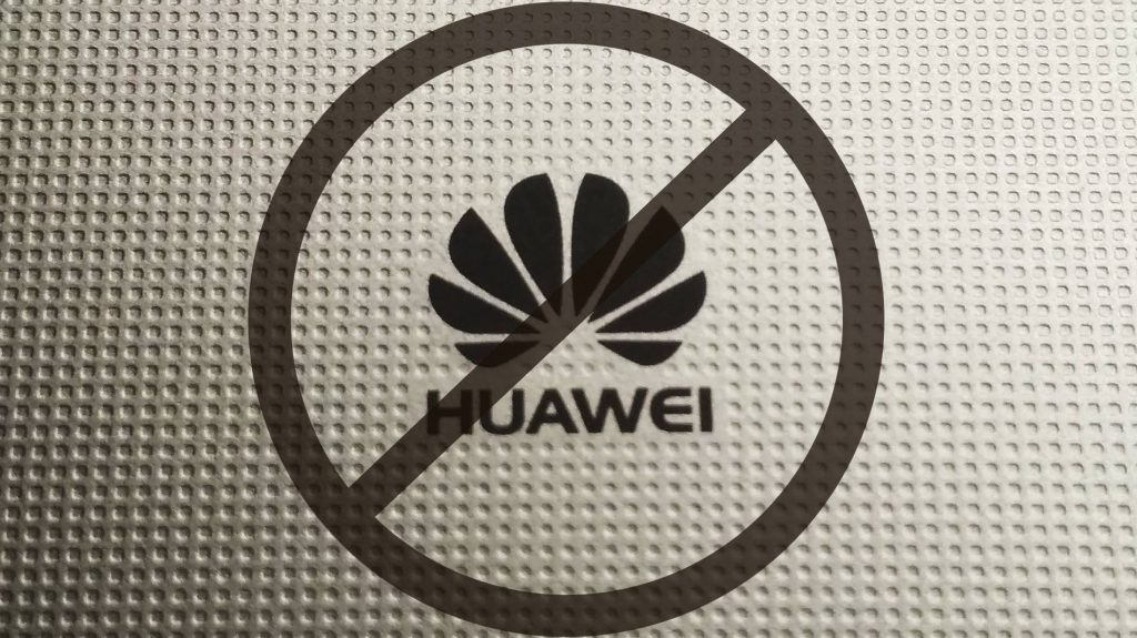 В США могут запретить Huawei полностью фото
